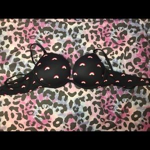 Victoria’s Secret PINK super push up bra